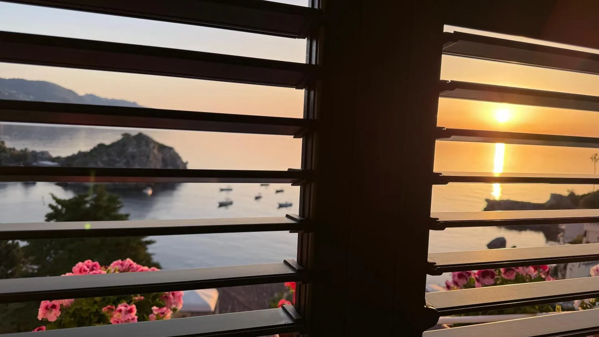 Paradise By The Sea Taormina Apartamento