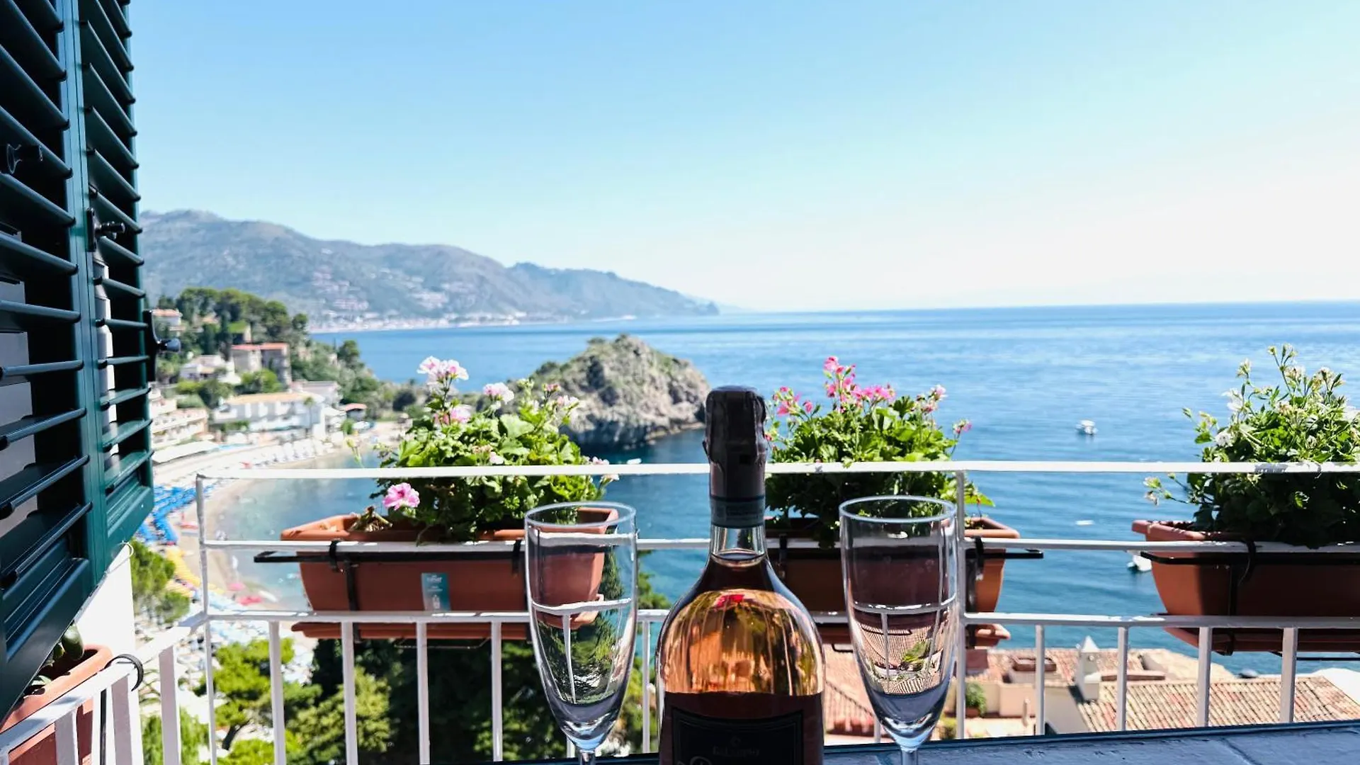 Paradise By The Sea Taormina